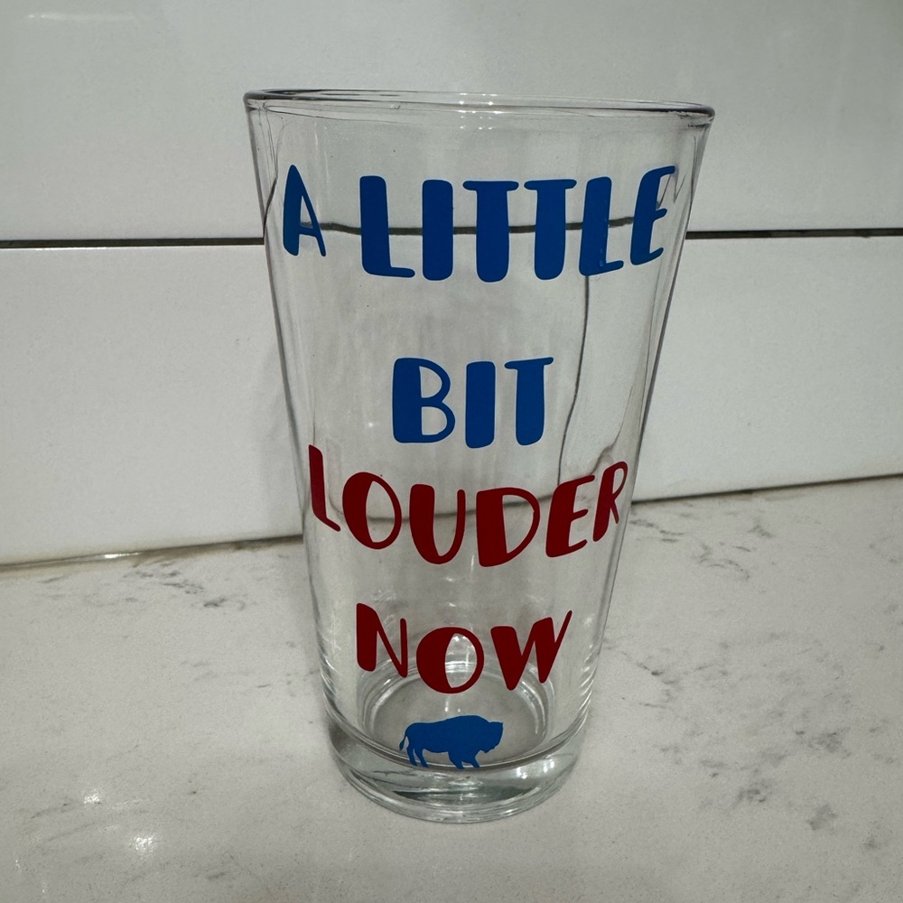 Buffalo Bills drinking glass